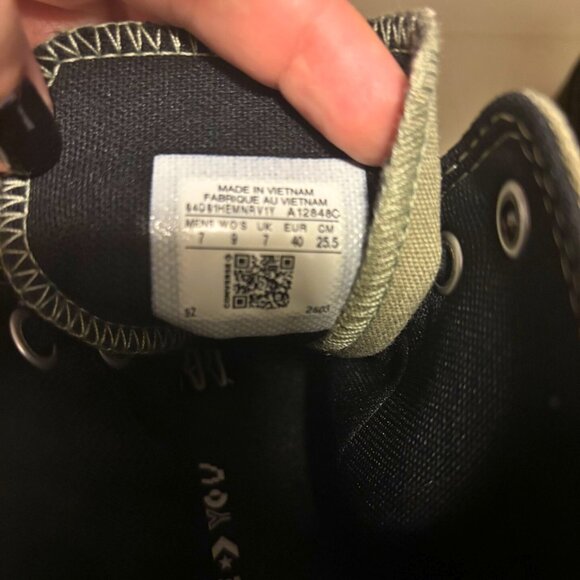 Chuck Taylor All Star Lugged Heel Platform (Never been worn) - Picture 2 of 4